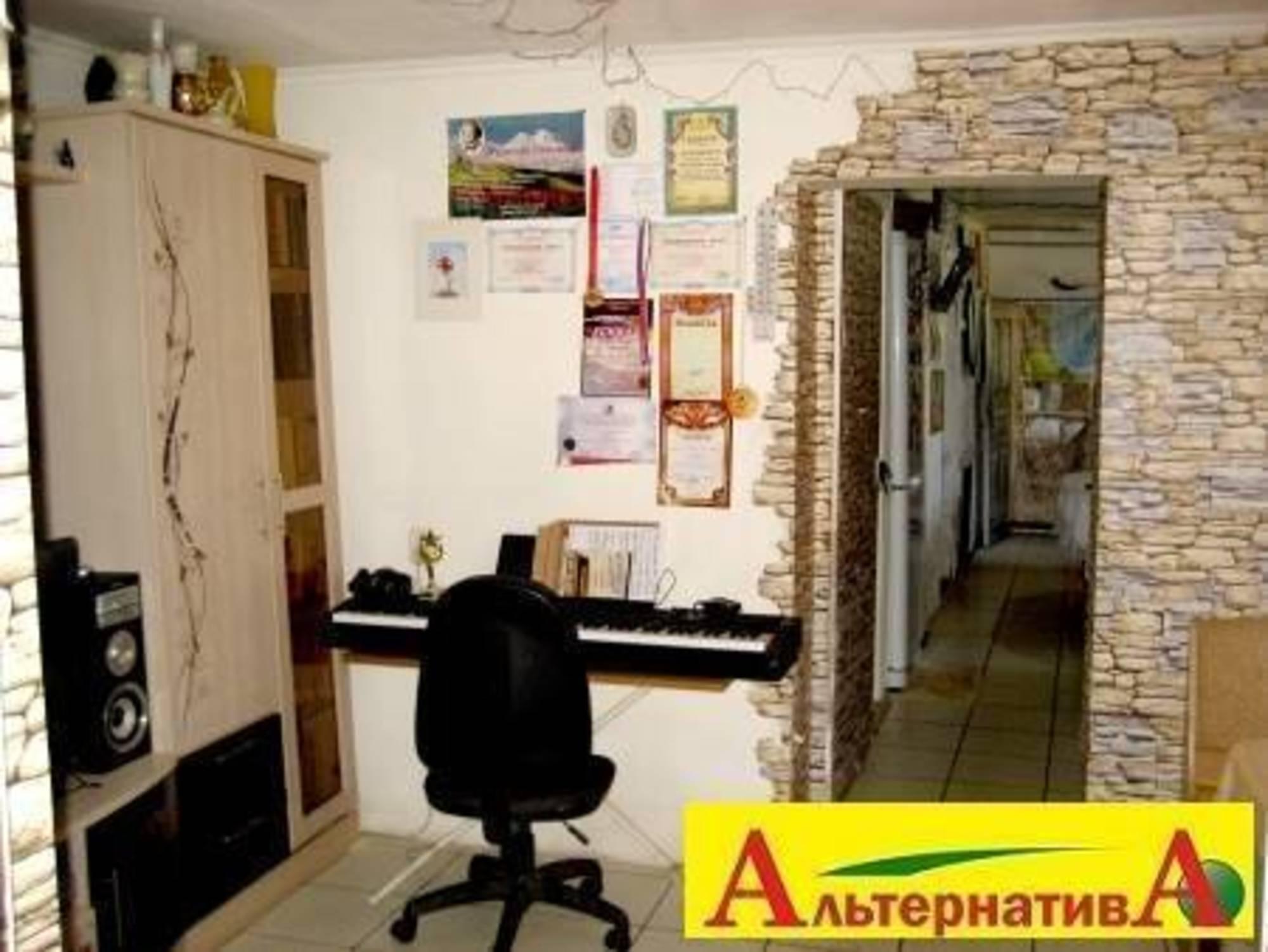 Купить дачу, дом, коттедж за 18 000 000 рублей на Ермолова ул.