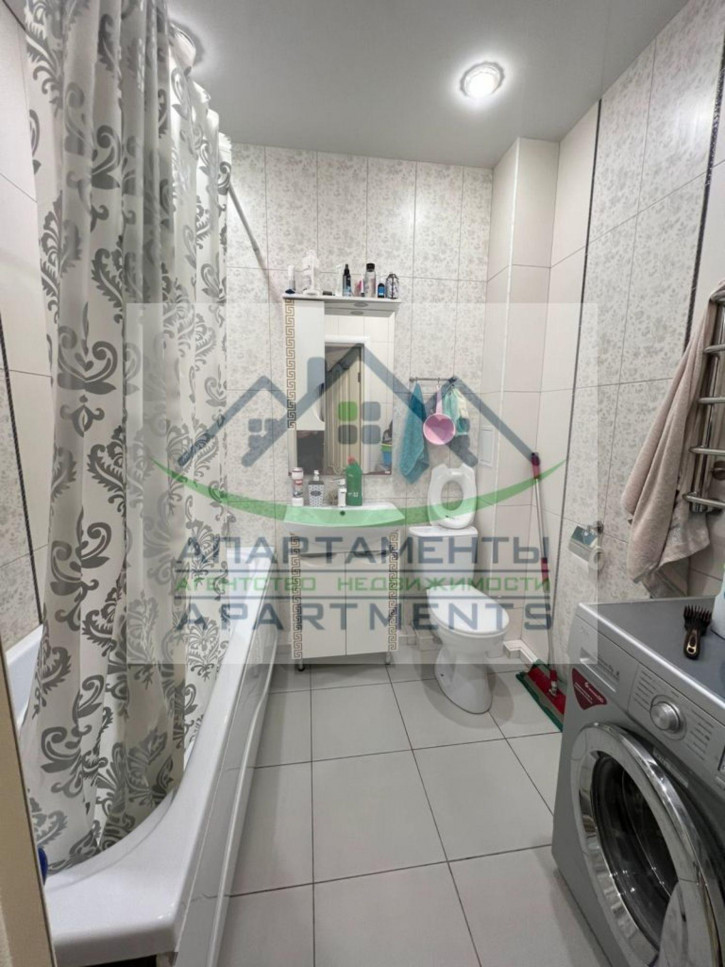 2-комн квартира Эскадронная, 48