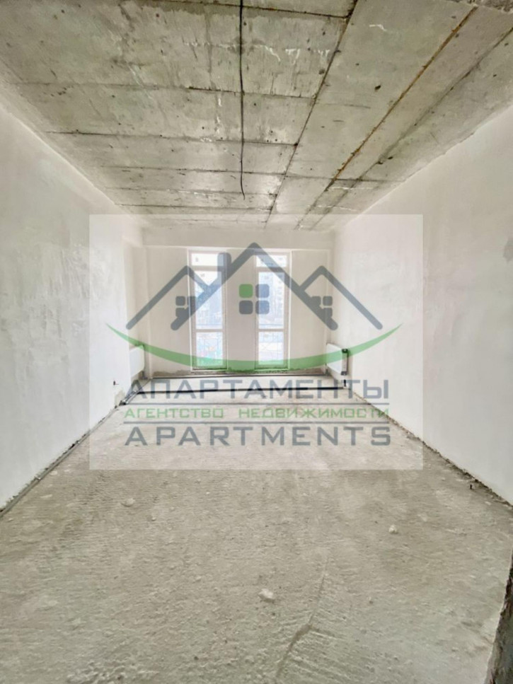 2-комн квартира Крайнего ул, 74