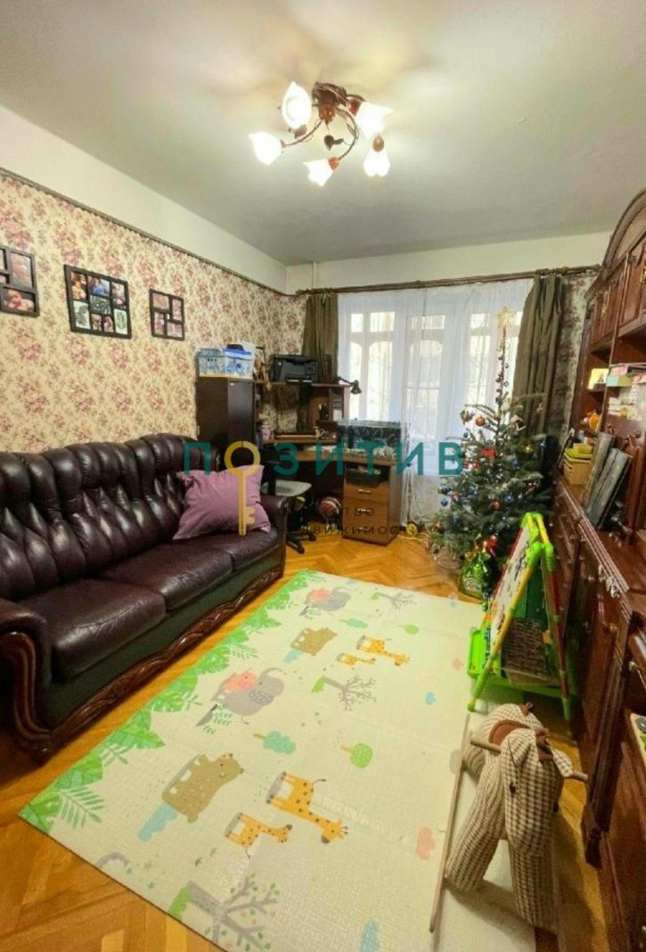 2-комн квартира Восстания ул, 100