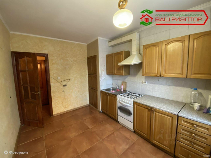 3-комн квартира Строителей пр-кт, 2А