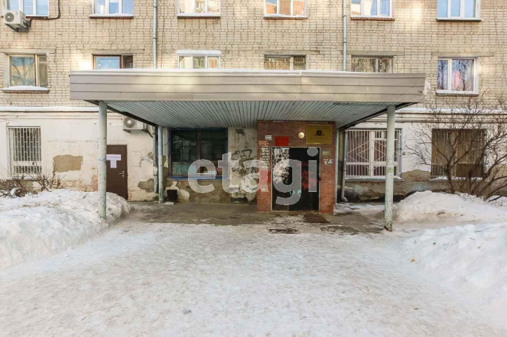 Комната Сургутская, 2