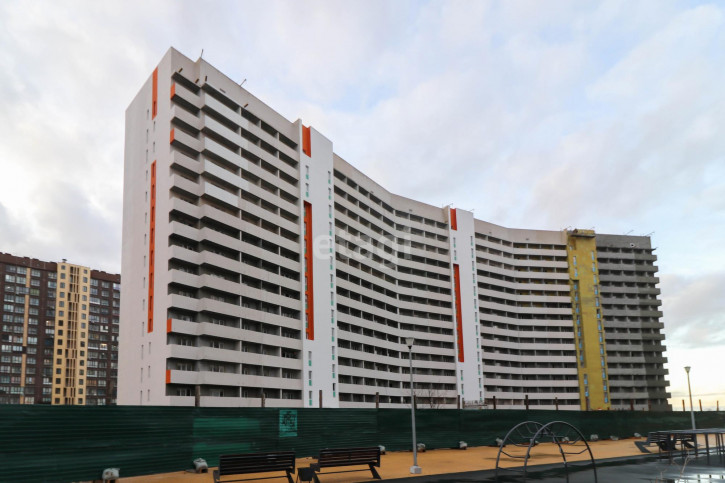 2-комн квартира Новоселов, 113