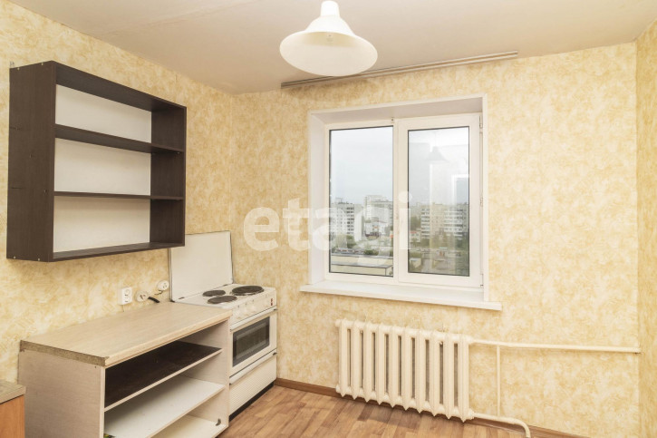 2-комн квартира Монтажников, 16