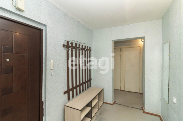 2-комн квартира Монтажников, 16