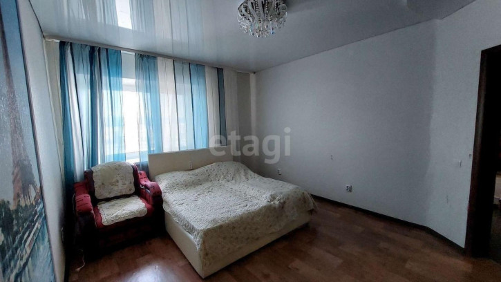 2-комн квартира Строителей, 13
