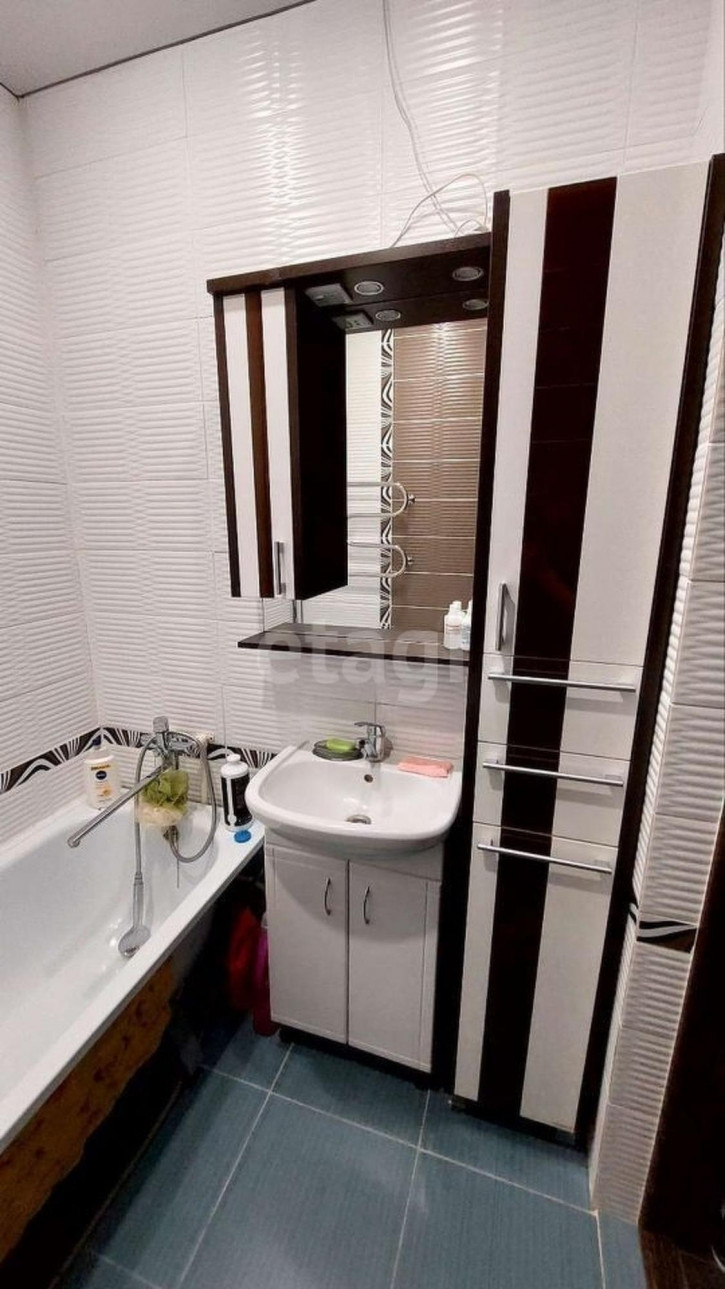 2-комн квартира Строителей, 13