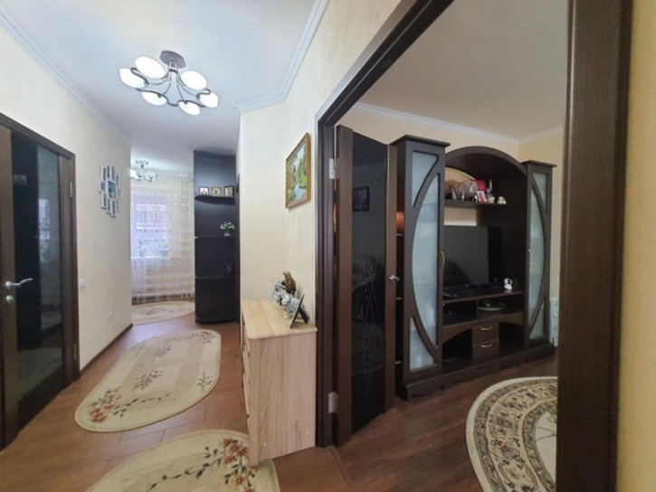 2-комн квартира ул. Комсомольская улица, 111 а