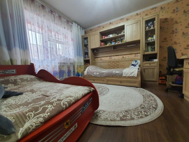 2-комн квартира ул. Комсомольская улица, 111 а