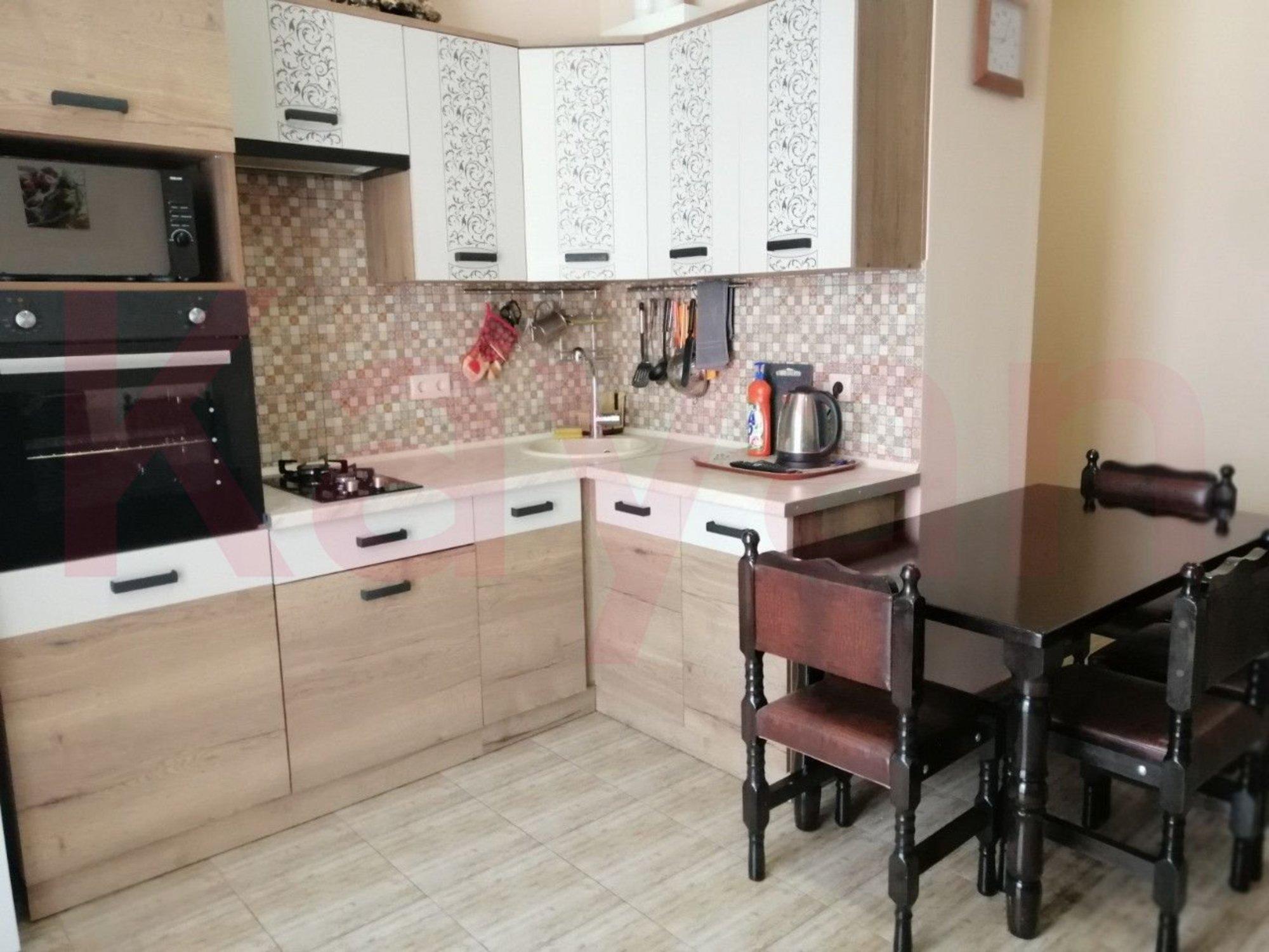 Купить квартиру за 12 360 000 рублей на Верхняя ул.