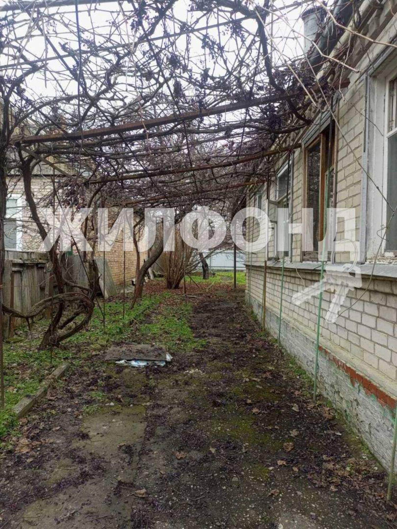 Купить дачу, дом, коттедж за 4 000 000 рублей на Луначарского улица