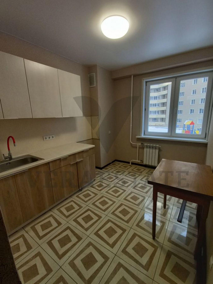 2-комн квартира ул. Тульская,80