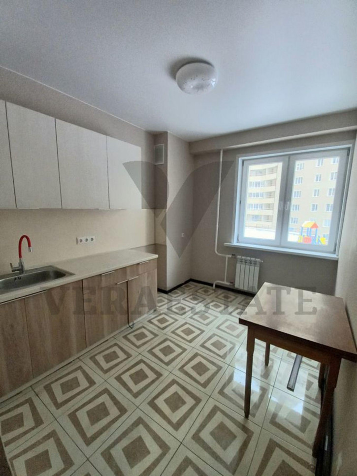 2-комн квартира ул. Тульская,80