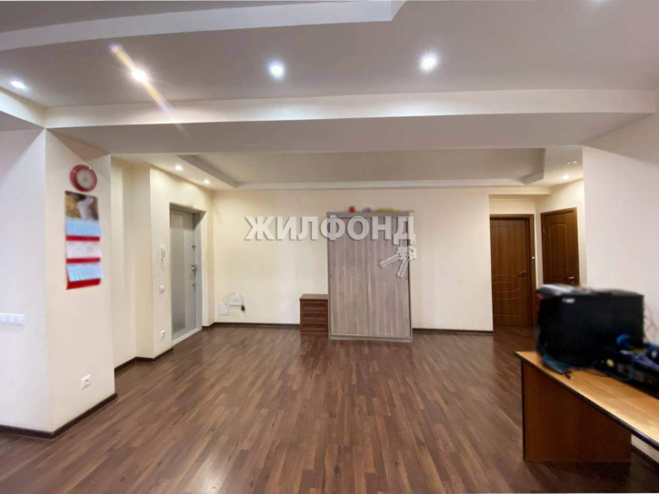 3-комн квартира Ленинградская улица, д.101/1
