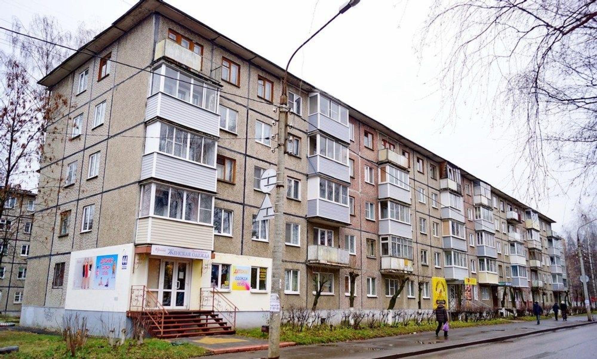 Сдать квартиру за 13 000 рублей на Строителей пр-кт, 44