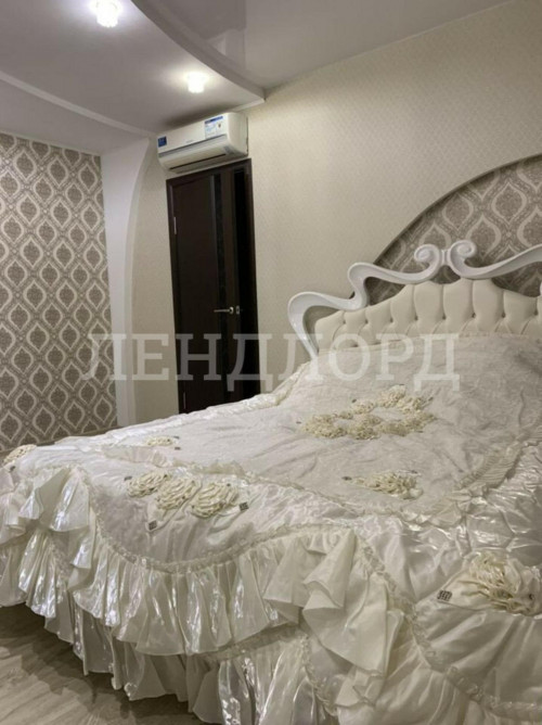 Продажа 4-комн квартиры Орбитальная улица, 88/2