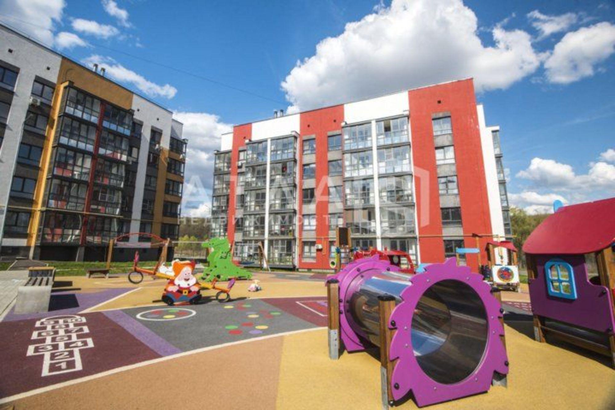 Купить квартиру за 5 616 660 рублей на улица Высокая, 12
