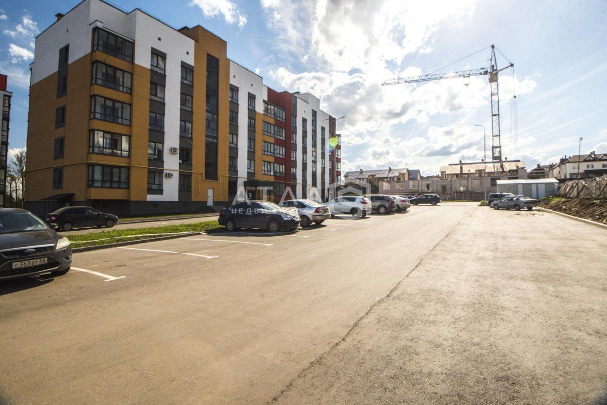 Купить квартиру за 3 988 880 рублей на улица Высокая, 12