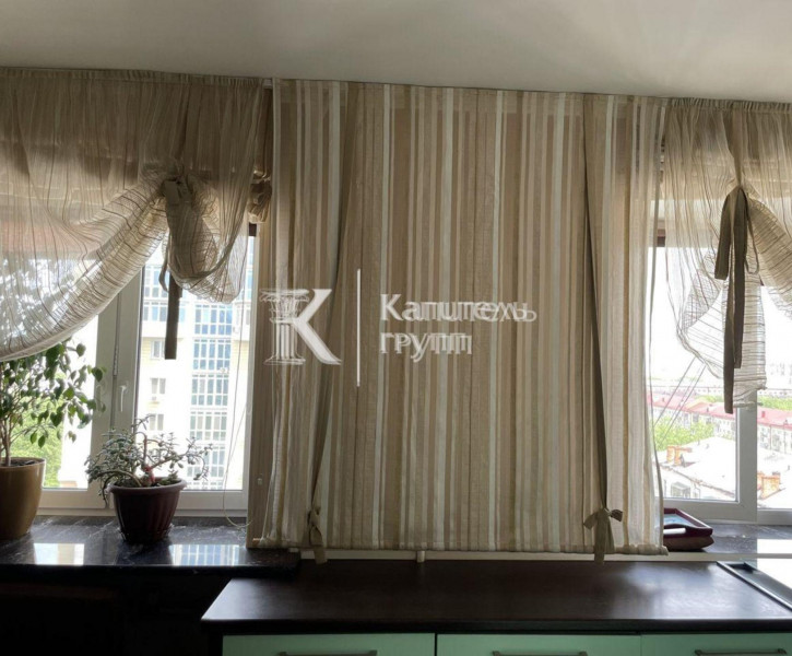 2-комн квартира улица Мельникайте, 100А