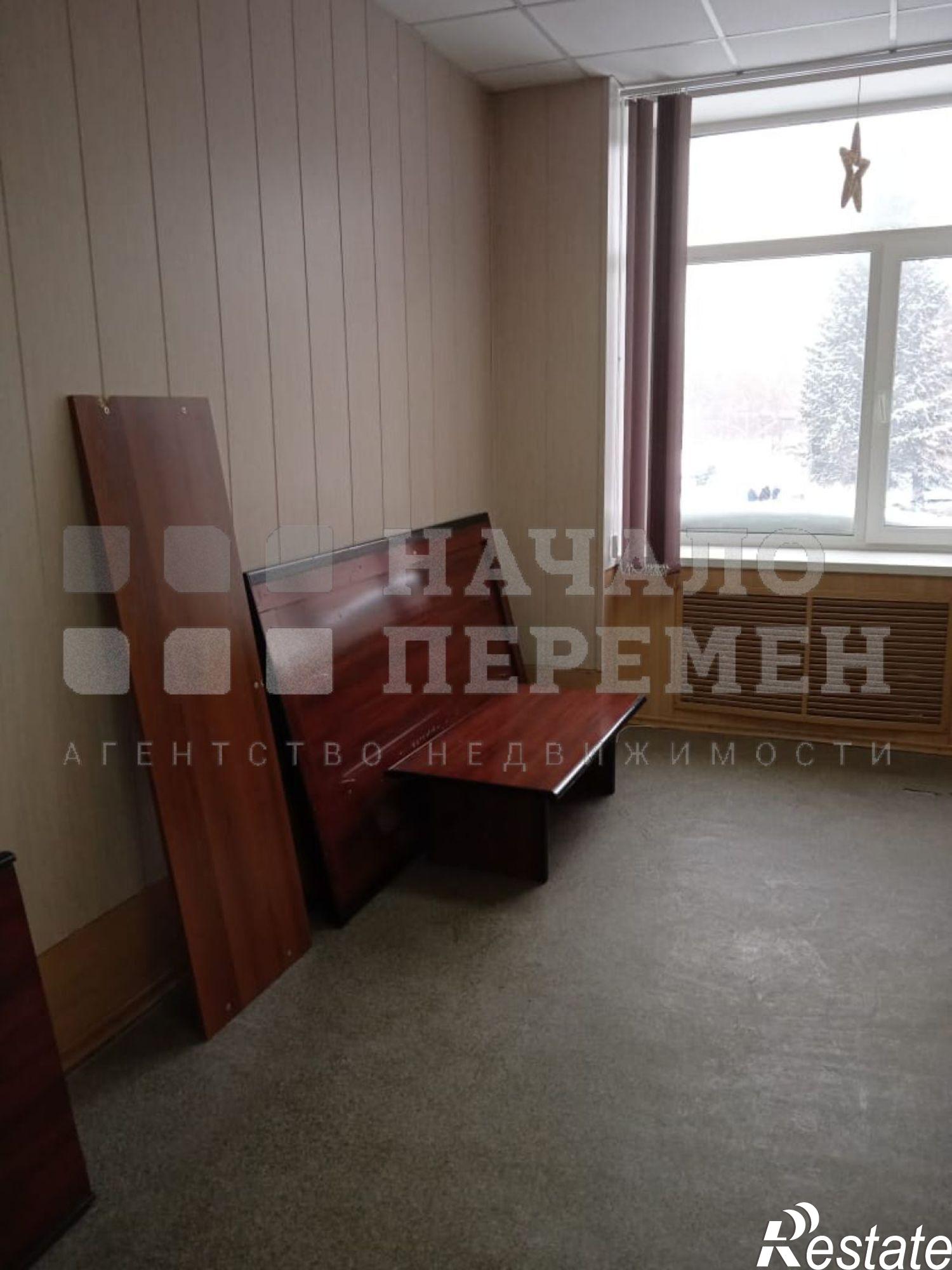 Сдать офис, помещение под офис за 13 800 рублей на Королева ул, 40