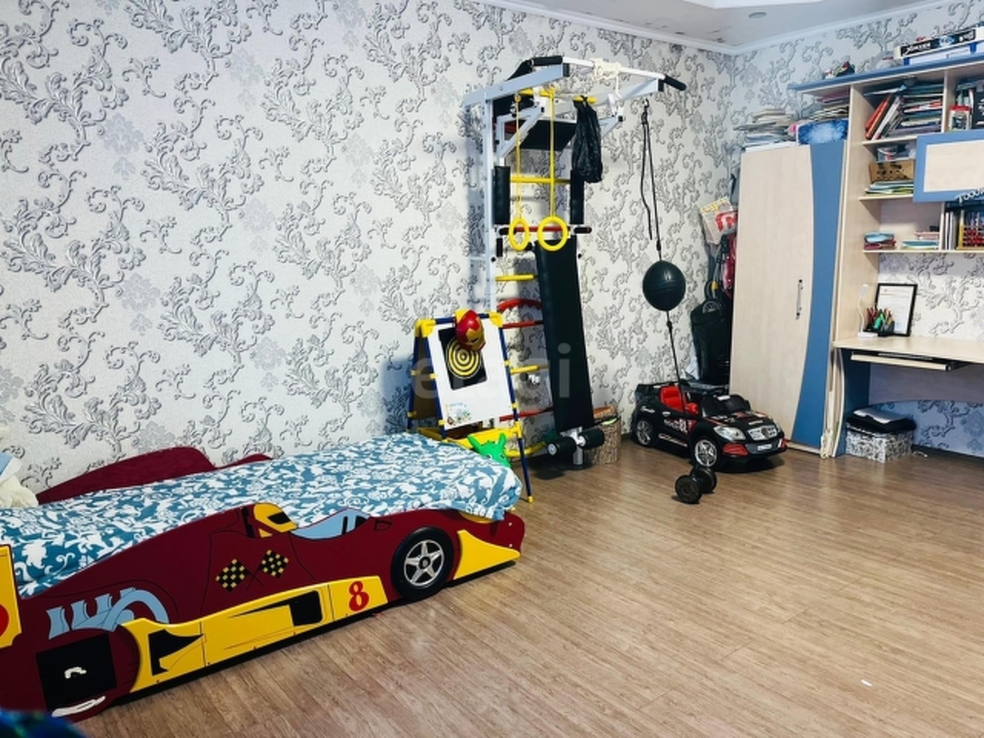 Купить дачу, дом, коттедж за 13 500 000 рублей на 4-я Полевая
