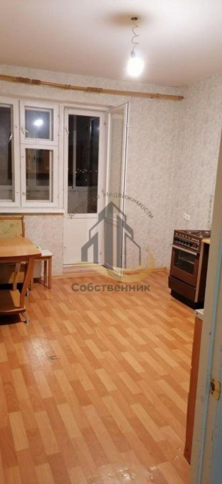 3-комн квартира Степной мкр, 8