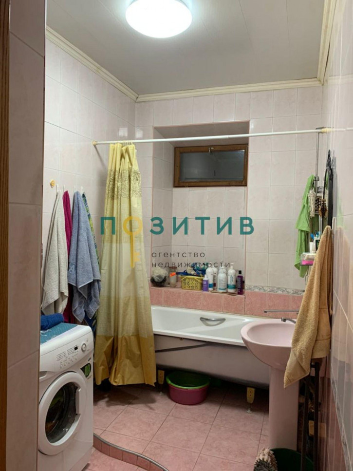 3-комн квартира 40 лет Октября пр-кт, 60