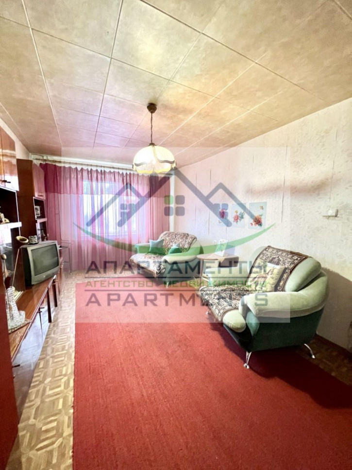 3-комн квартира Нежнова ул, 67к1