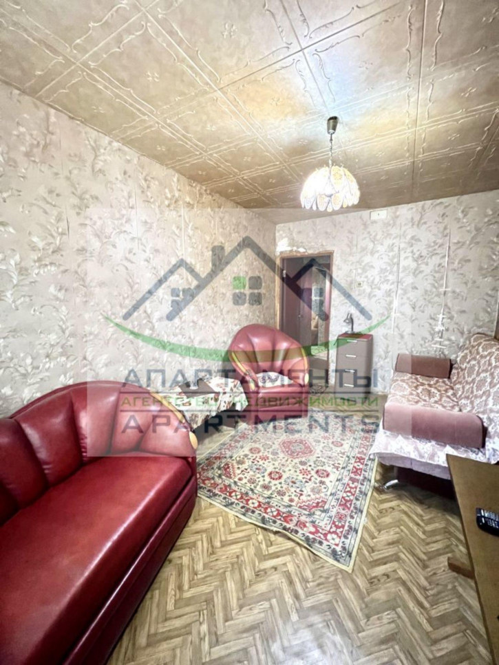 3-комн квартира Нежнова ул, 67к1