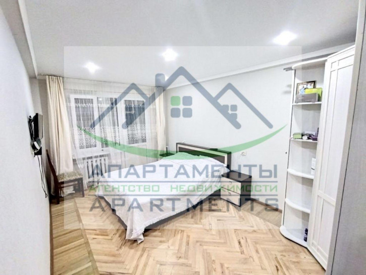 4-комн квартира Мира ул, 39