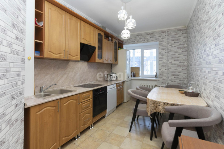 2-комн квартира Олимпийская, 11