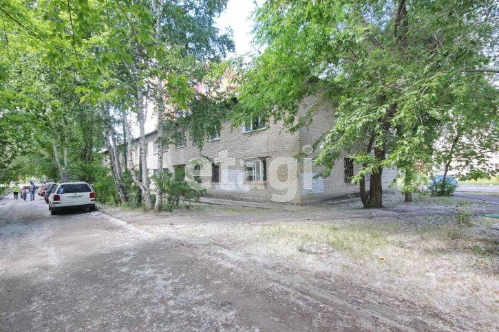 2-комн квартира 70 лет Октября, 6а