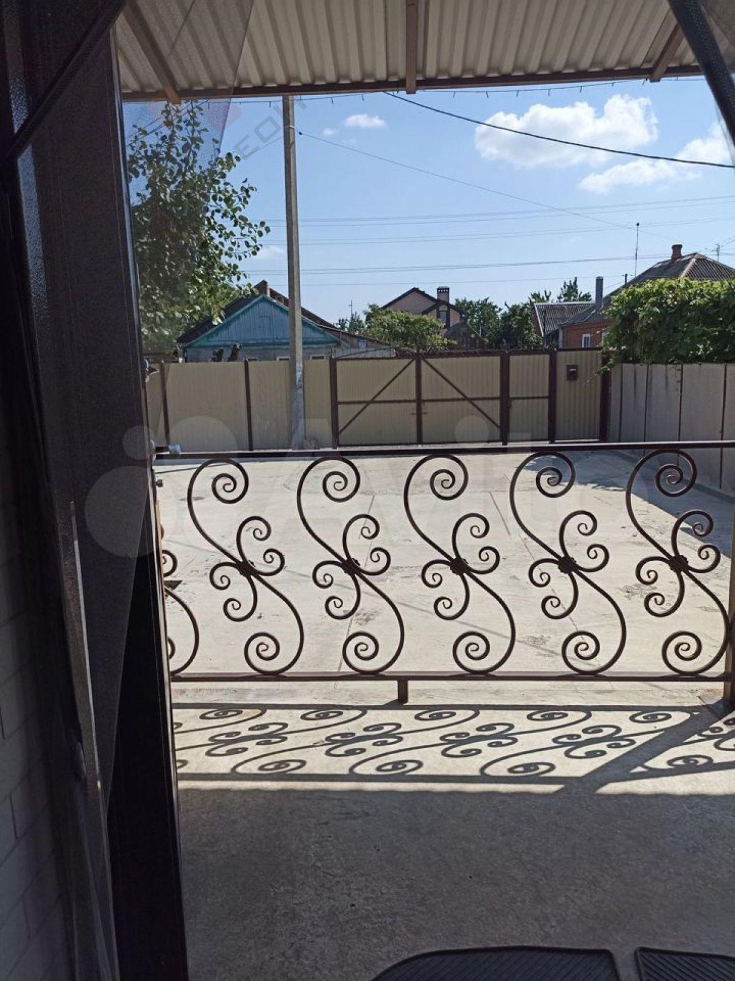 Купить дачу, дом, коттедж за 18 500 000 рублей на Коммунаров ул, 170
