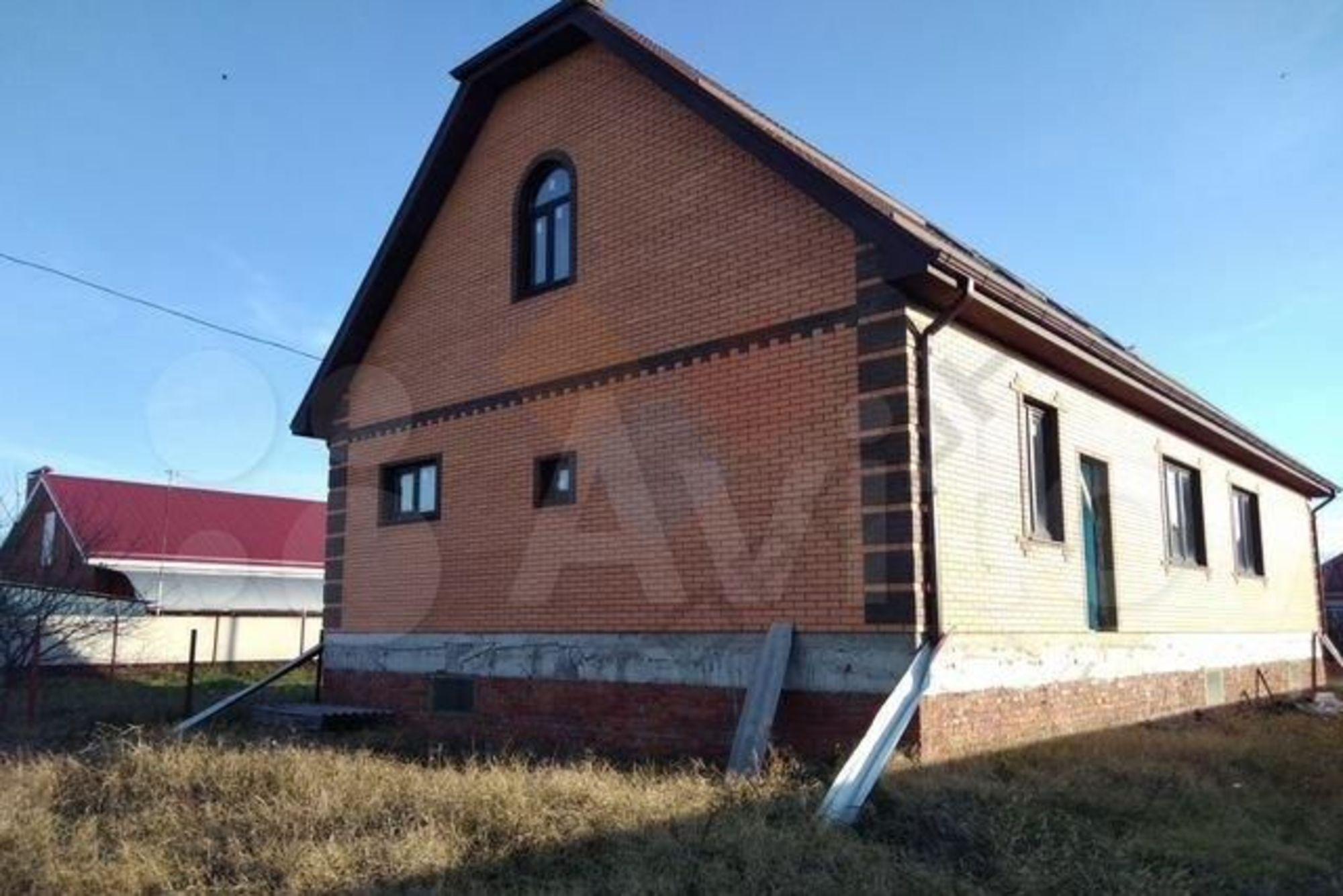 Купить дачу, дом, коттедж за 11 200 000 рублей на Кутузова ул, 72