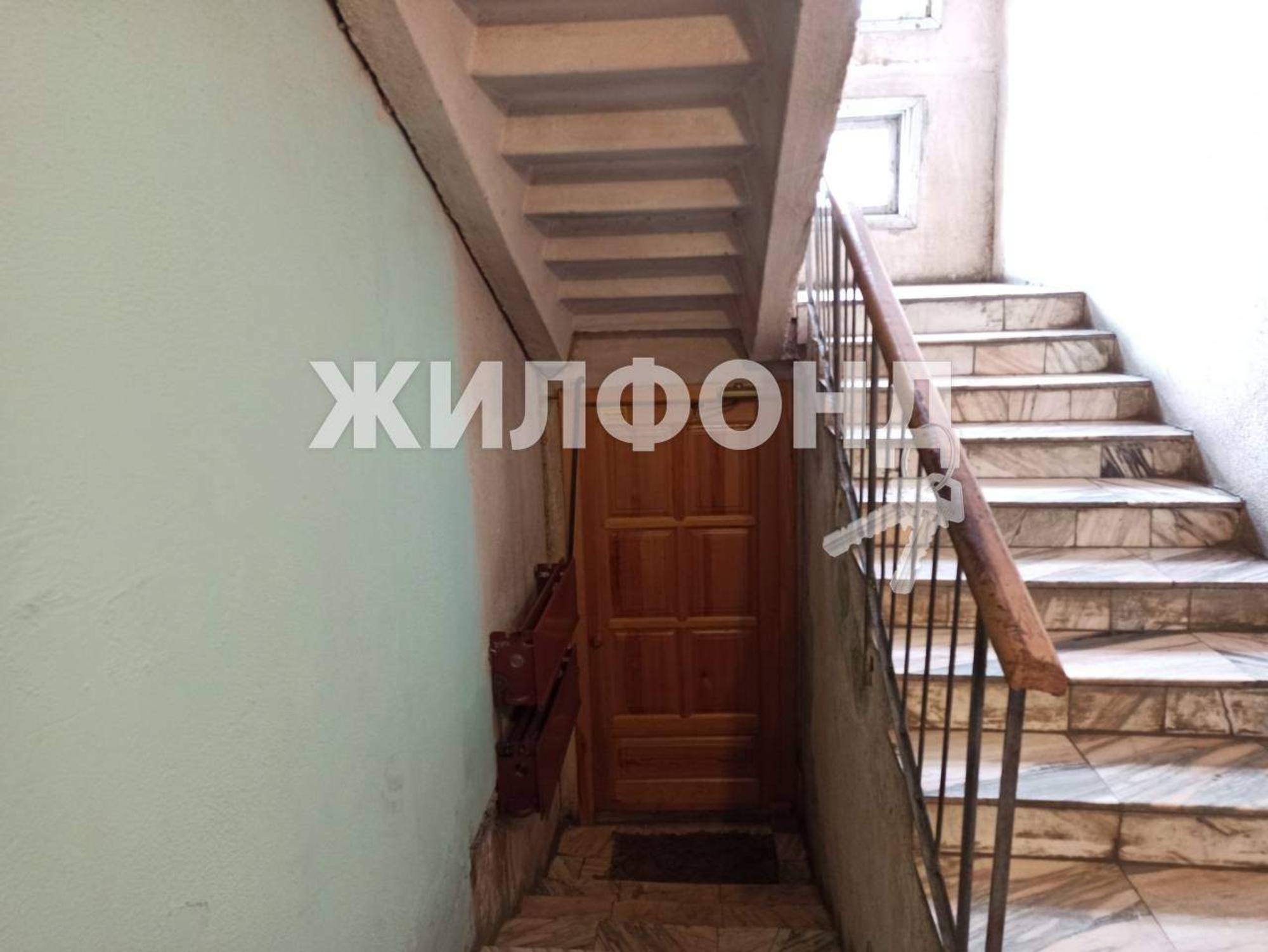 Купить квартиру за 2 200 000 рублей на Приречная улица, д.81