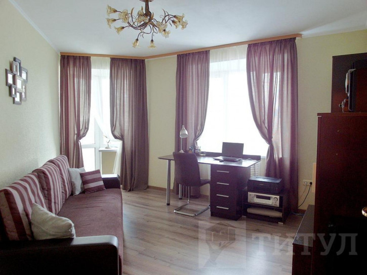 3-комн квартира Центр, Текучева
