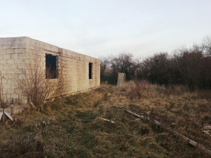 Земельный участок с. Варваровка