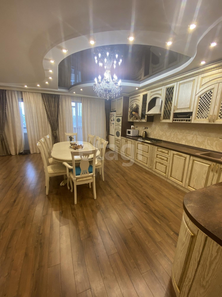 3-комн квартира Гагарина, 53