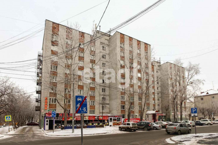 Комната Котовского, 13