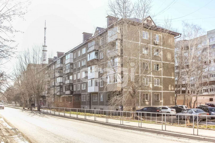 2-комн квартира Пермякова, 2а