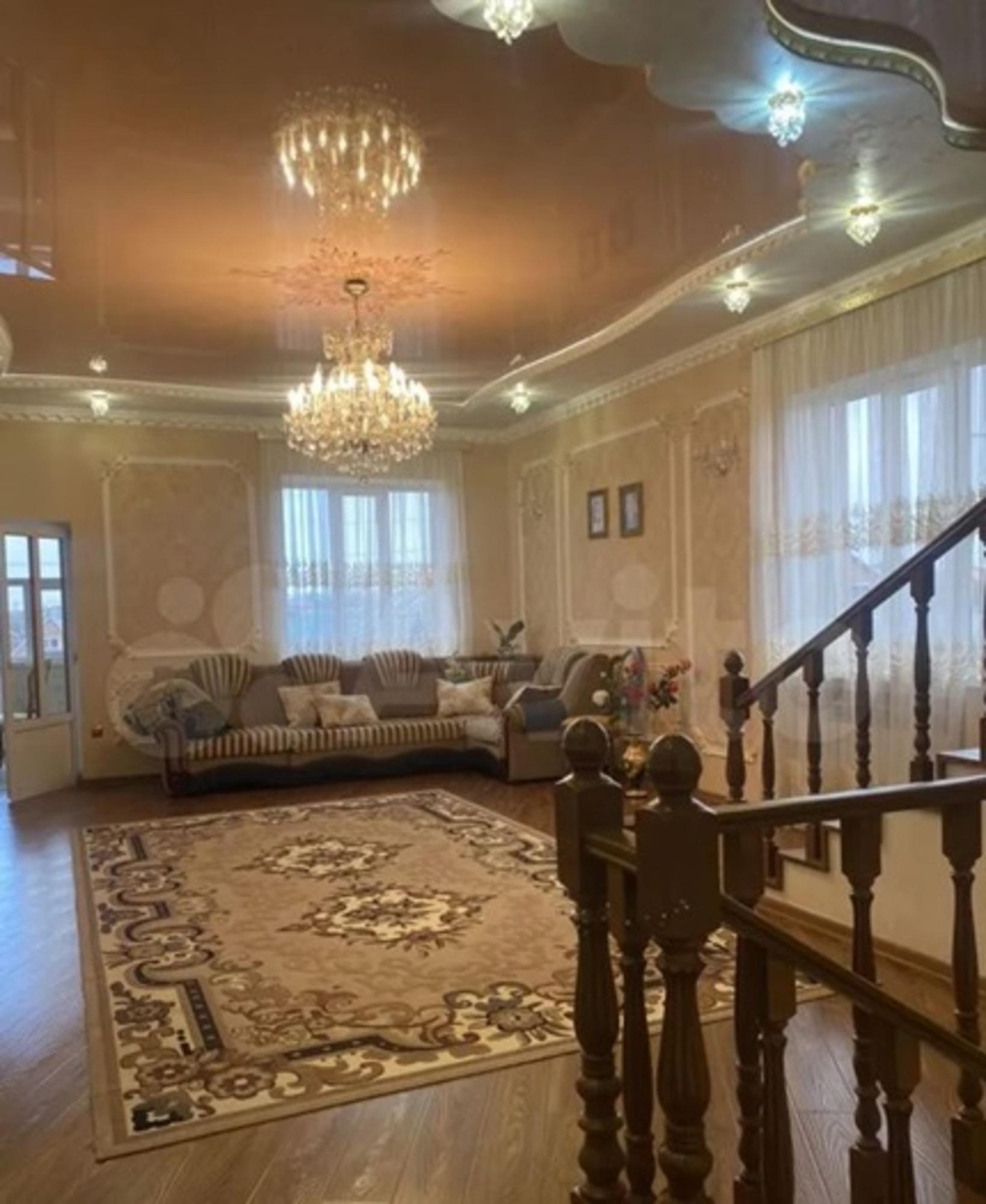 Купить дачу, дом, коттедж за 15 000 000 рублей на Заводская улица, 789