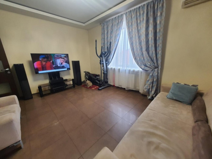 3-комн квартира Кирова улица, 15