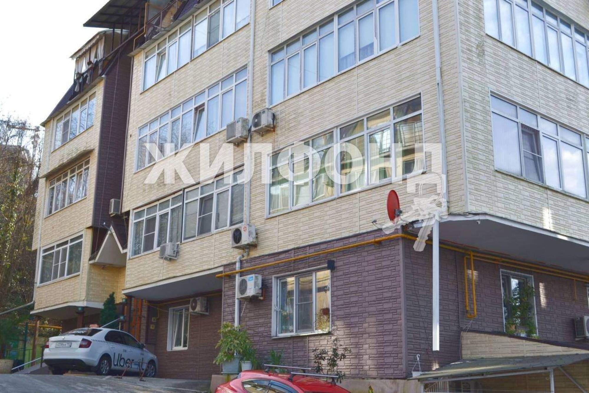 Купить квартиру за 14 888 000 рублей на Амбровая улица, д.33