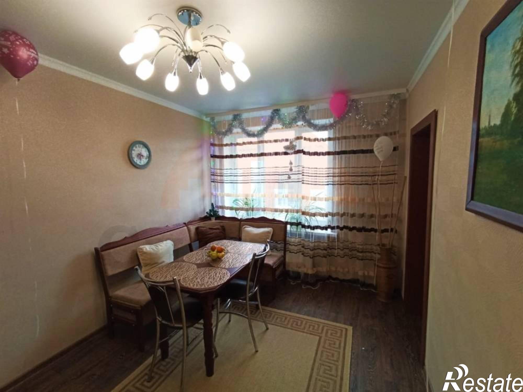 Купить дачу, дом, коттедж за 13 000 000 рублей на Степанова ул.