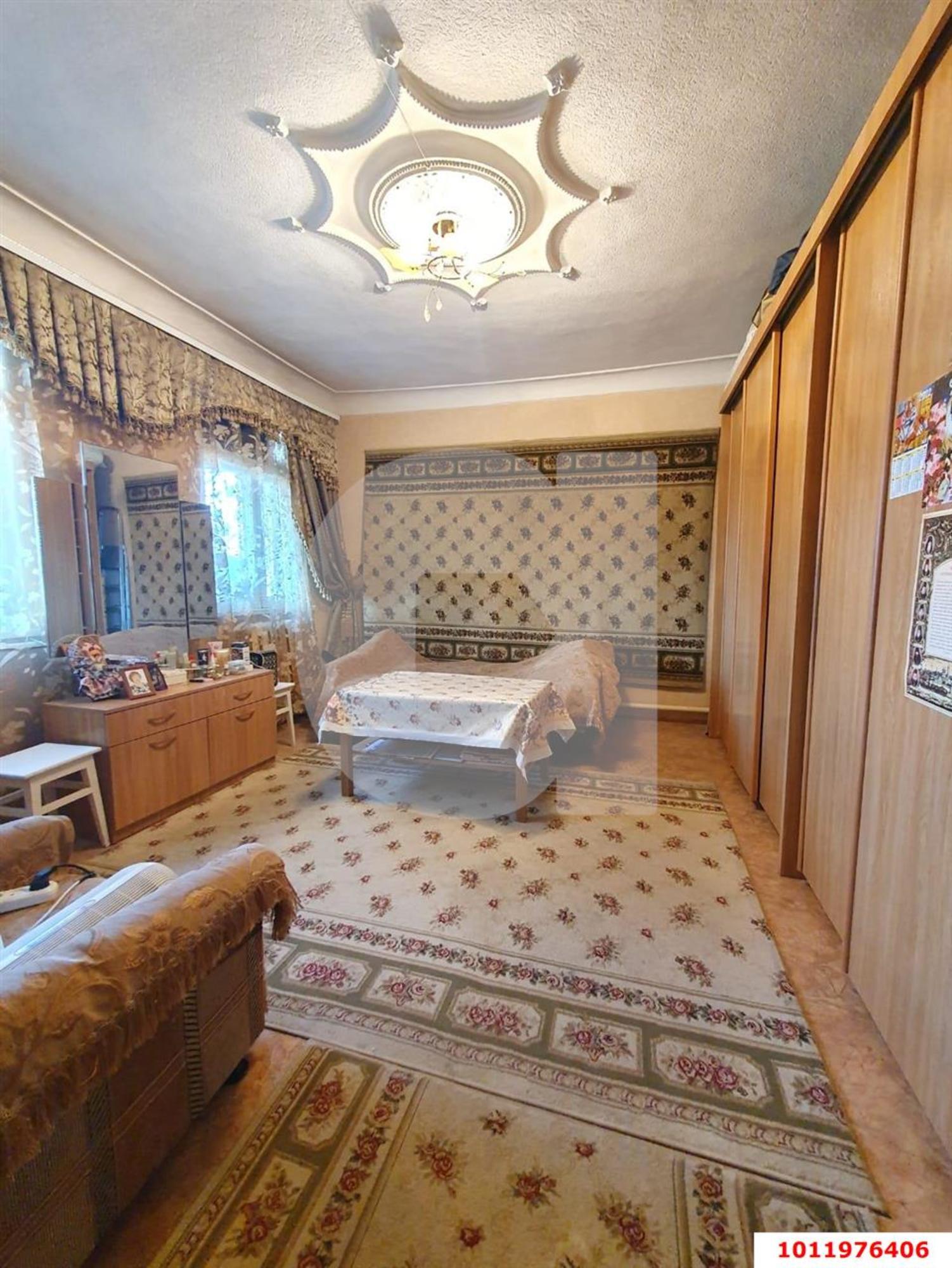 Купить дачу, дом, коттедж за 11 500 000 рублей на Каляева, 44