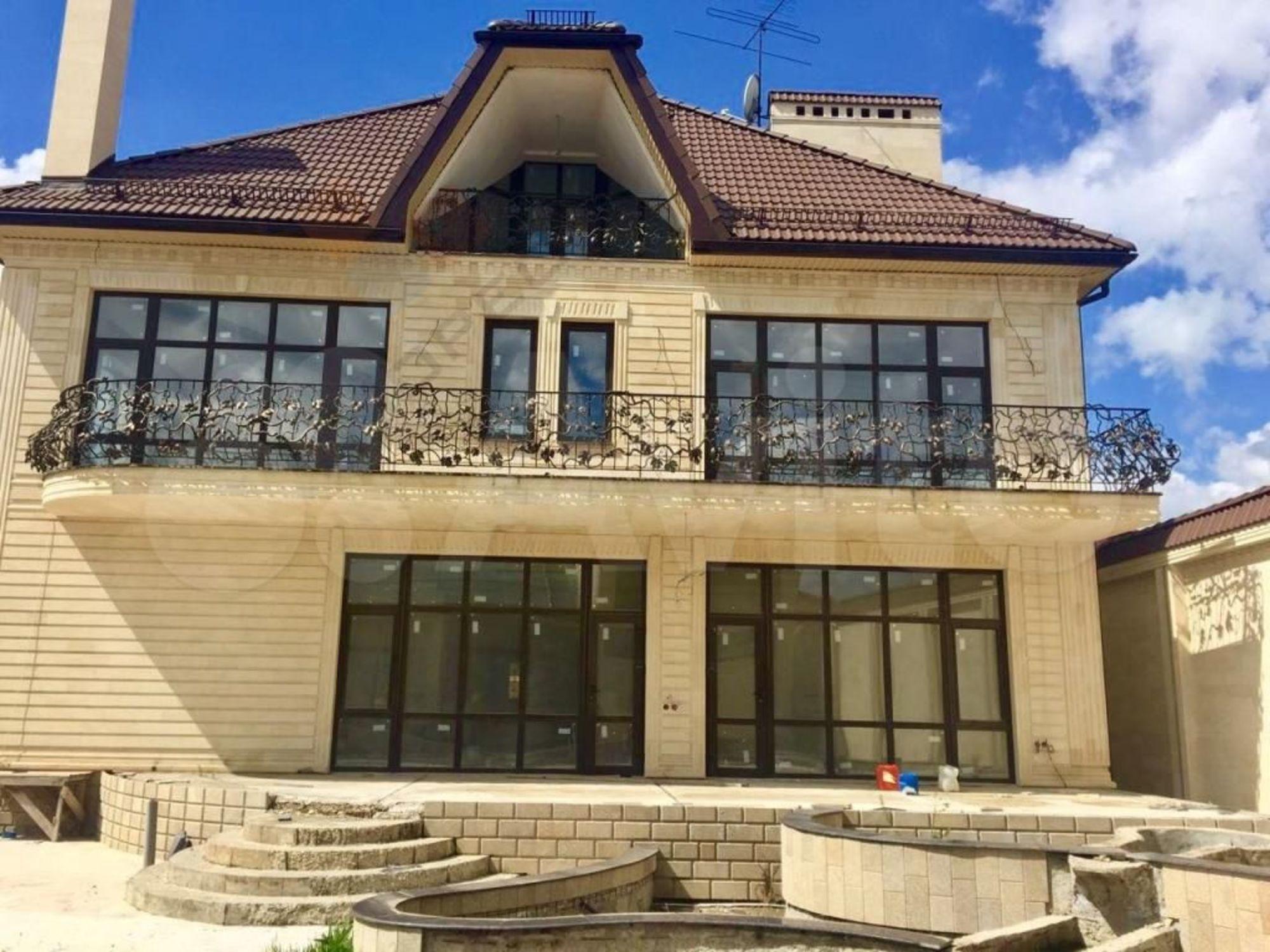 Купить дачу, дом, коттедж за 94 500 000 рублей на Химзаводская ул, 30
