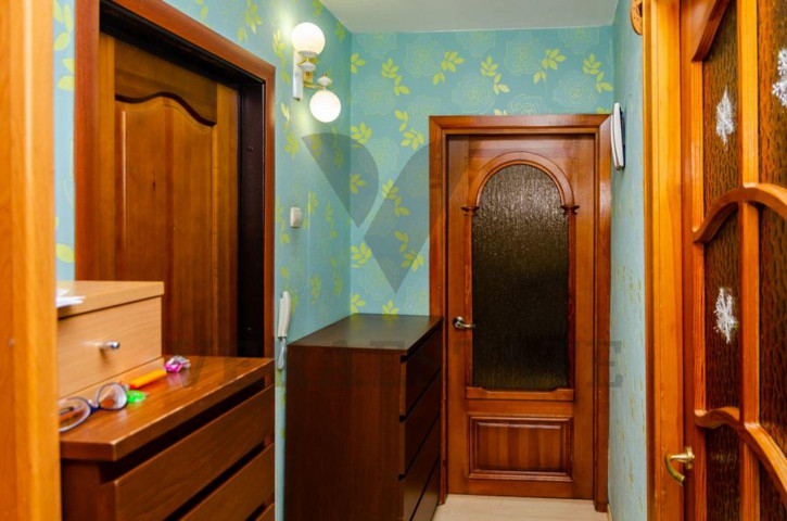 2-комн квартира ул. Бориса Богаткова,266/2