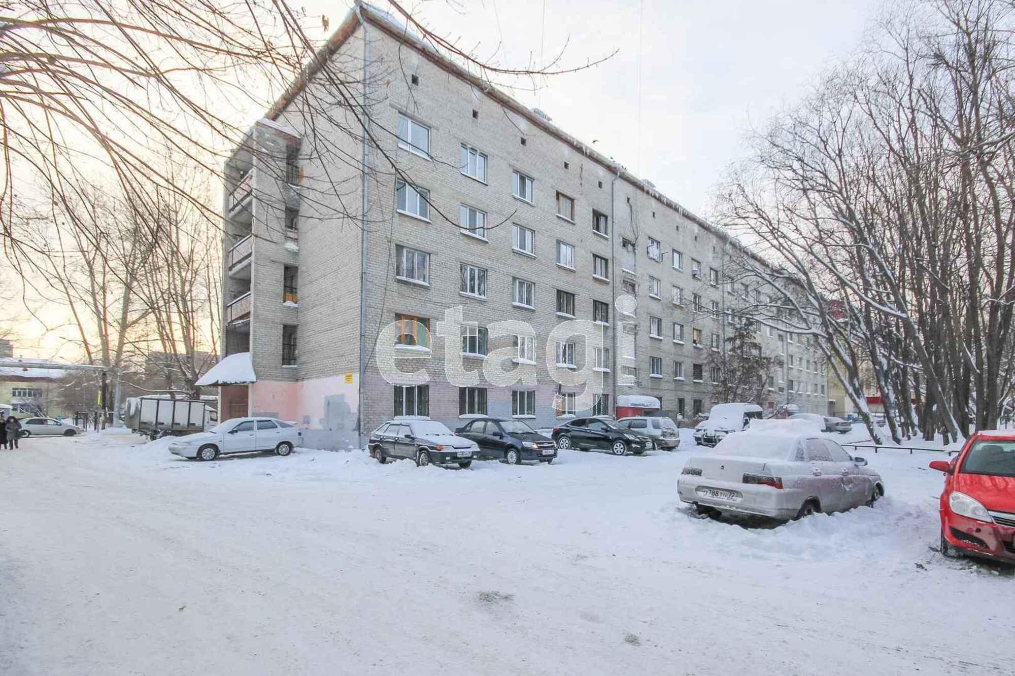 Купить комнату за 1 050 000 рублей на Юганский пр, 9