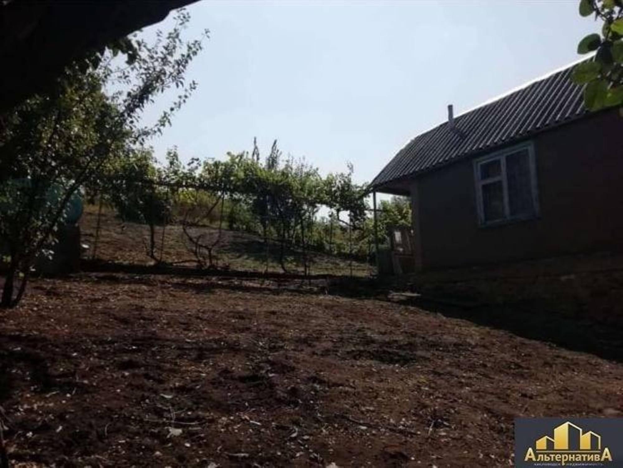 Купить дачу, дом, коттедж за 800 000 рублей на СТ Ягодка