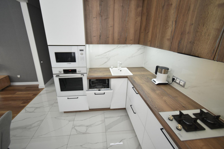 2-комн квартира Ленина ул, 72